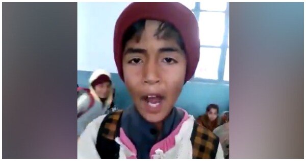 Pak Kid Sings His Entire Leave Application To His Headmaster & Twitter Is In Splits Pak Kid Sings His Entire Leave Application To His Headmaster & Twitter Is In Splits