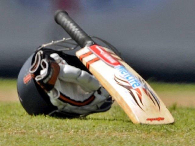 Man dies while playing cricket in Hyderabad Man dies while playing cricket in Hyderabad