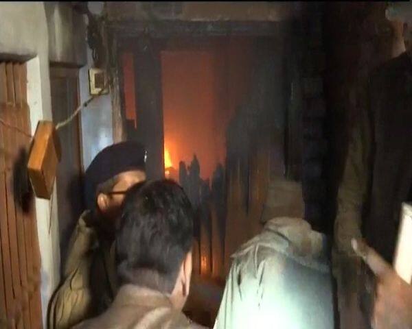 Violence yet to halt in Kasganj; 112 arrests made so far Violence yet to halt in Kasganj; 112 arrests made so far