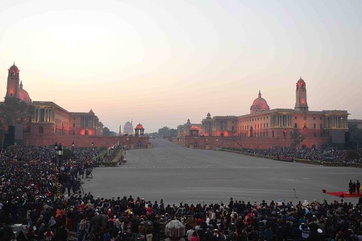 New Delhi: Amid soulful classical renditions and foot-tapping numbers rending the air as the Raisina Hill dazzled in a kaleidoscope of colours, the Beating Retreat ceremony was held, which marked the culmination of Republic Day celebrations. (Image: Facebook/ PresidentOfIndia)
