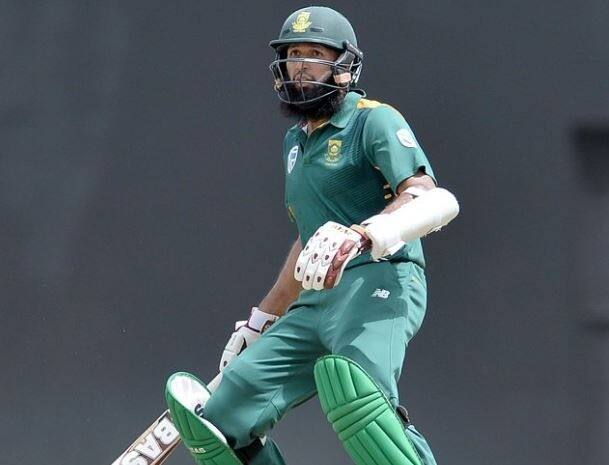 दक्षिण अफ्रीका के लिए कोई भी बल्लेबाज़ अपनी पारी को बड़े स्कोर में तबदील नहीं कर सका.