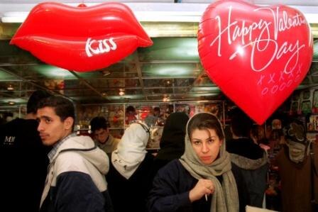 Pakistan bans media coverage of Valentine’s Day celebrations “with immediate effect” Pakistan: Valentine's Day celebrations banned 