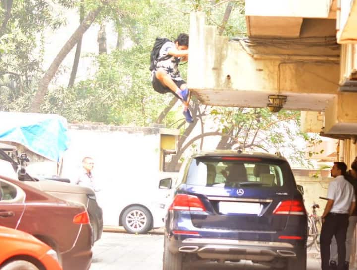 While they were wondering whether Ishaan is going to make the jump or if he is kidding, Ishaan started to climb off the balcony wall. Image: Manav Manglani