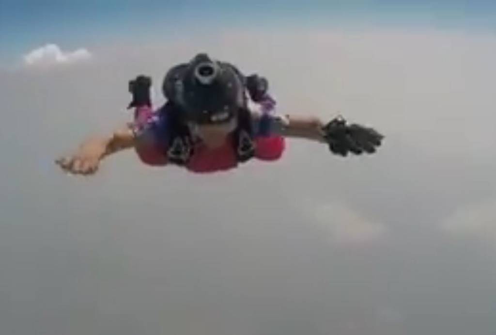 Watch video: Marathi woman sets record by skydiving in nine-yards 'Navwari' saree