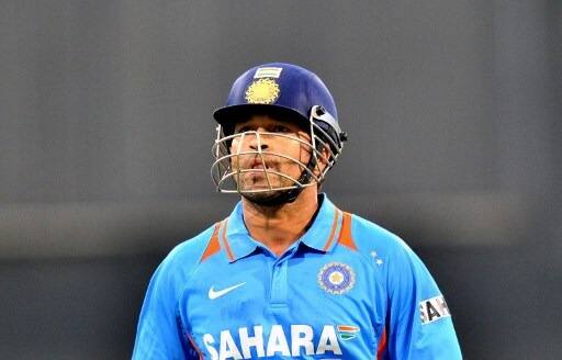 जबकि सचिन 62 मैन ऑफ द मैच अवार्ड्स के साथ इस लिस्ट में सबसे ऊपर हैं.