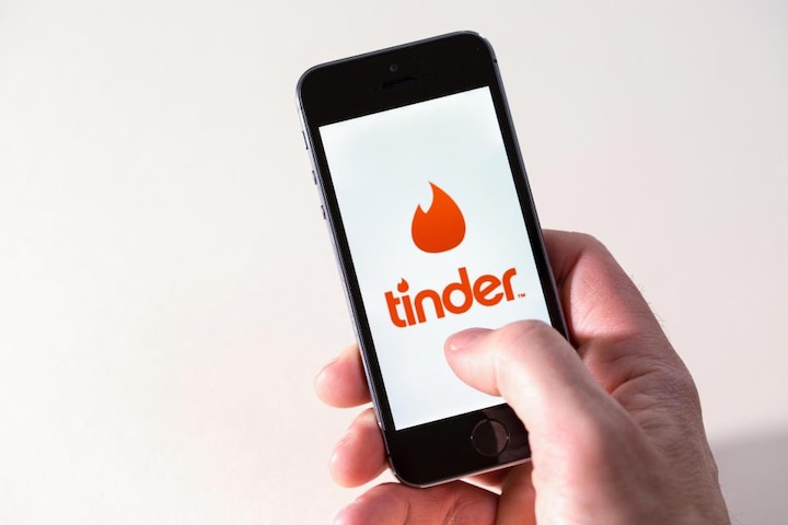 Ladies First! Tinder Has Added A New Feature Which Will Give More Power To Women Ladies First! Tinder Has Added A New Feature Which Will Give More Power To Women