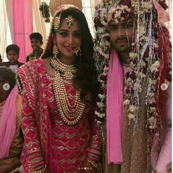 Sasural Simar ka actress Dipika Kakkar and her long time beau Shoiab Ibrahim have finally got hitched according to Muslim traditions. 