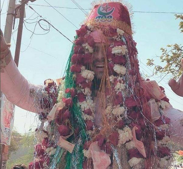 ..and Shoiab was the happiest groom.