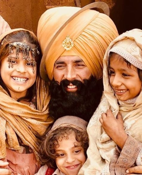 Bollywood actor Akshay Kumar revealed another look of his upcoming movie ‘Kesari’ ! The sets of Akshay Kumar's 'Kesari' adorned by three lovely kids