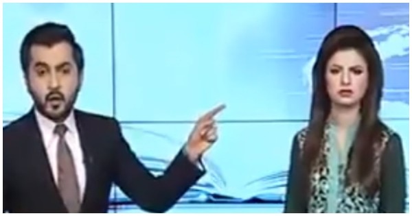 Watch: This Video Of Two Pakistani Anchors Fighting On Live TV Has Gone Viral Watch: This Video Of Two Pakistani Anchors Fighting On Live TV Has Gone Viral