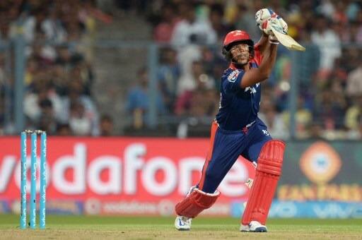 लेकिन आज खेली अपनी 90 रनों की पारी के साथ ही मयंक ने सचिन तेंडुलकर को पीछे छोड़ एक ऐसा रिकॉर्ड बना दिया हो जो भारतीय इतिहास में दूसरा कोई बल्लेबाज़ नहीं कर सका.