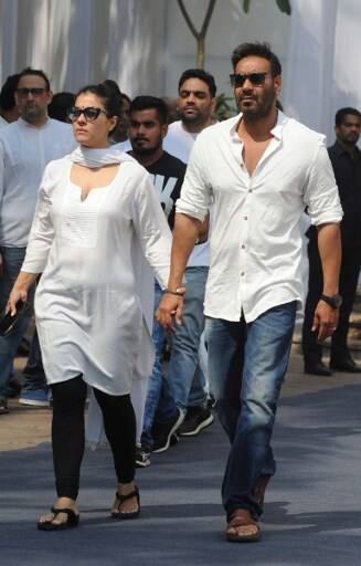 Actors Kajol and Ajay also attended the funeral of late actress Sridevi. (AFP PHOTO)