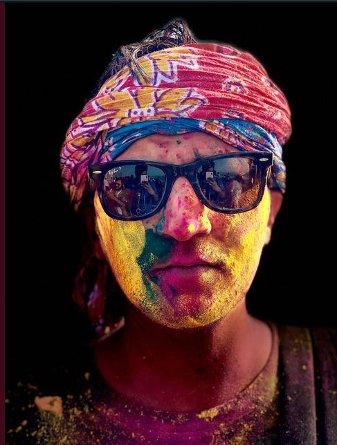 Apple’s CEO shares Holi pics from India shot on iPhone X