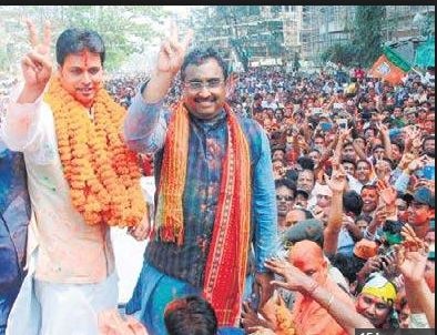 Biplab Kumar Deb, BJP’s Probable Tripura CM Candidate Meets Manik Sarkar Biplab Kumar Deb, BJP's Probable Tripura CM Candidate Meets Manik Sarkar
