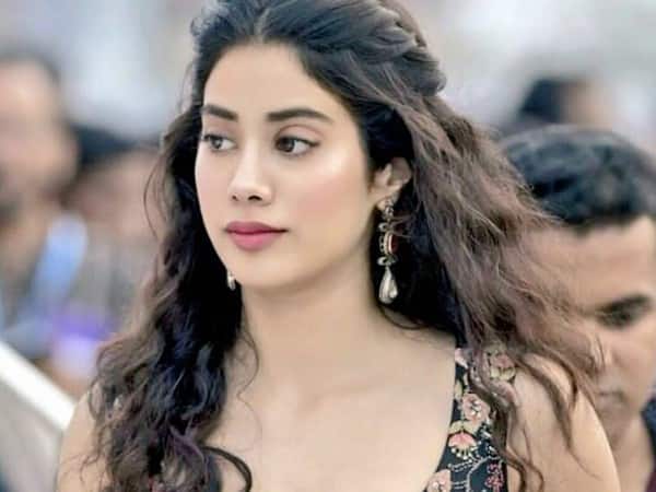 Sridevi’s Daughter Janhvi Kapoor Shares Heartfelt Post On Her Birthday Janhvi Kapoor Shares A Heartfelt Letter On Her Birthday Post Sridevi's Death