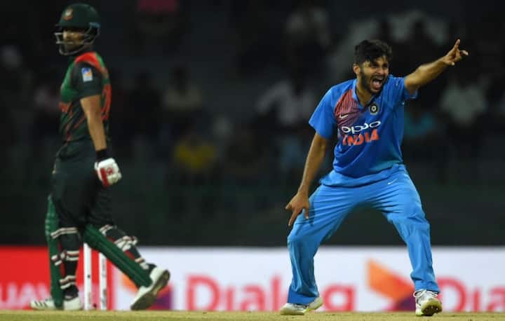 रोहित ने कहा, 'हम चाहते थे कि बांग्लादेशी खिलाड़ी लंबी बांउड्री की ओर शॉट लगाएं. हमारे गेंदबाजों ने योजना पर अच्छी तरह काम किया. इसका हमें फायदा भी हुआ.'