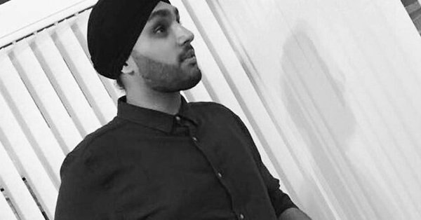Sikh Student Dragged Out Of UK Nightclub For Wearing Turban Sikh Student Dragged Out Of UK Nightclub For Wearing Turban