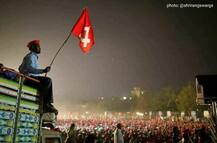 IN PICS: Massive Crowd Of 40,000 Farmers Reaches Mumbai