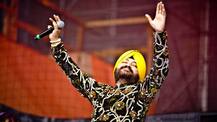 Human trafficking case: Telling his side of story, Daler Mehndi uploads video on social media