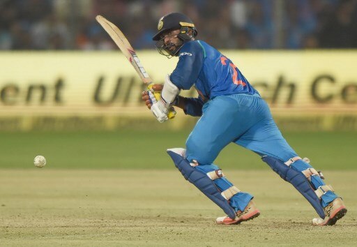 Karthik’s last ball six seals victory; India lift Nidahas Trophy Karthik’s last ball six seals victory; India lift Nidahas Trophy