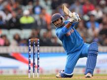 भारत की ऐतिहासिक जीत में छक्के का WORLD RECORD बना गए दिनेश कार्तिक