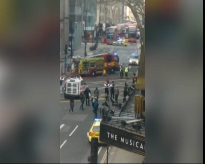 Cops evacuate Cambridge Analytica London office; area cordoned off Cops evacuate Cambridge Analytica London office; area cordoned off
