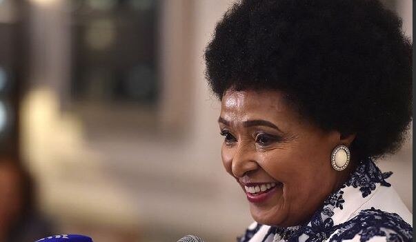 Nelson Mandela's ex-wife Winnie Mandela passes away at 81 Nelson Mandela's ex-wife Winnie Mandela passes away at 81