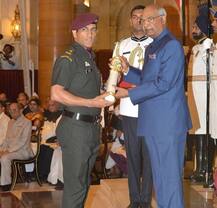 Lieutenant Colonel MS Dhoni shares emotional message after receiving Padma Bhushan 