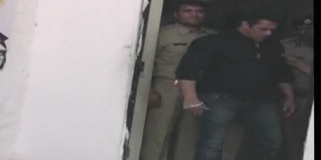 Exclusive Visuals of actor Salman Khan entering his barrack inside Jodhpur Jail.