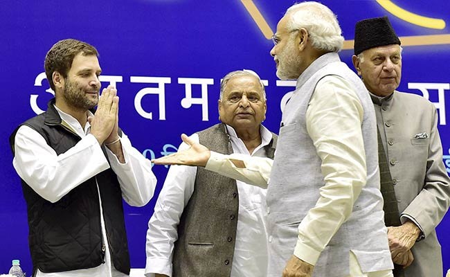 Rahul Presents Report Card On Modi Govt, Says PM Struggles With Complex Issues Rahul Presents Report Card On Modi Govt, Says PM Struggles With Complex Issues