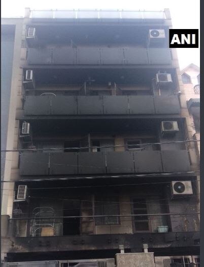 Delhi: Four members of family dead and three injured after building catches fire Delhi: Four of family including children die while three others get injured after building catches fire