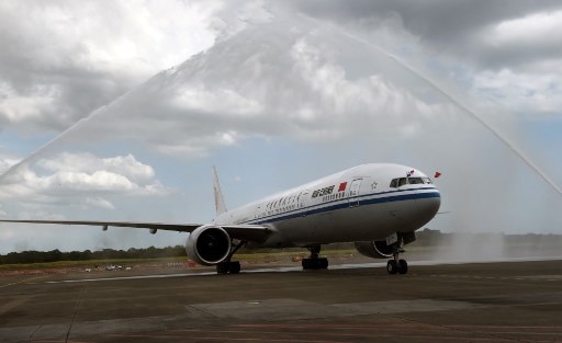 Dust storm: 35 flights diverted from Delhi Dust storm: 35 flights diverted from Delhi
