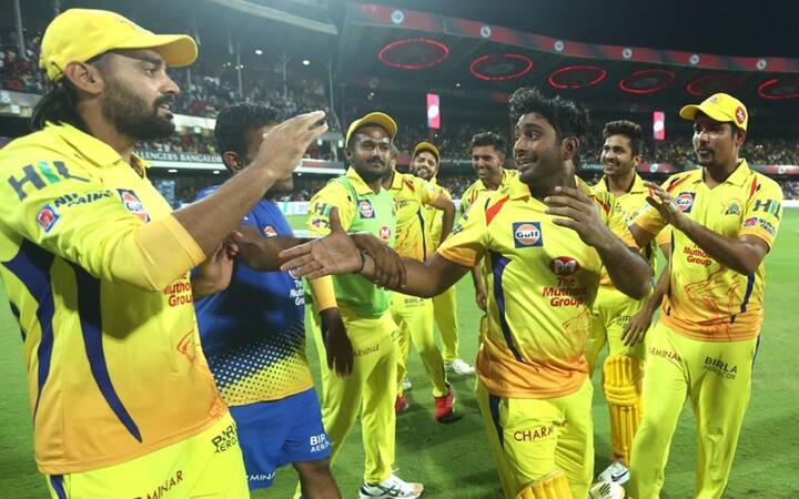 After receiving praises from India’s two greatest cricketing brains, Rayudu will be high on confidence and now has a brilliant opportunity to make his mark in the tournament. Orange cap by the end of the tournament just might help the 32-year-old get back the attention of the selectors who are currently busy building the national team for the World Cup next year. 