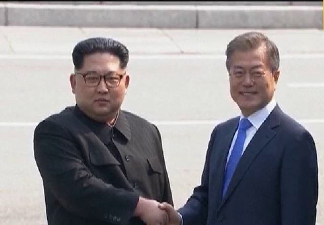 Two Koreas fully restore western military communication line Two Koreas fully restore western military communication line