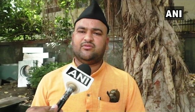 Muslim RSS worker wants 'Shakhas' in AMU, gets death threats from Dubai Muslim RSS worker wants 'Shakha' in AMU, gets death threats from Dubai