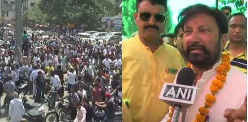 J&K: BJP MLA Choudhary Lal Singh leads a protest march demanding CBI inquiry in Kathua case Kathua (J&K): BJP MLA Choudhary Lal Singh leads a protest march demanding CBI inquiry in Kathua case