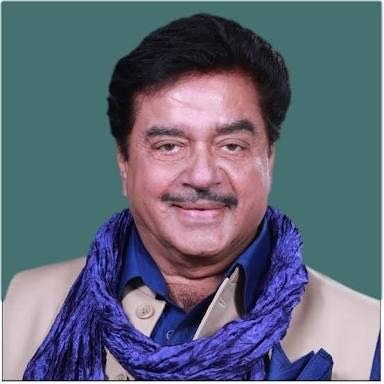 Lalu got inhuman treatment in Delhi: Shatrughan Sinha Lalu got inhuman treatment in Delhi: Shatrughan Sinha