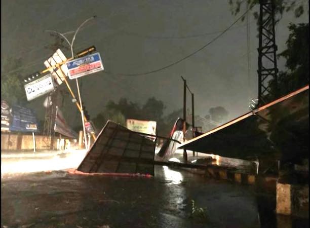 Thunderstorm warning: Met Dept issues alert; schools to remain shut in Haryana Thunderstorm warning: Met dept issues alert; schools to remain shut in Haryana