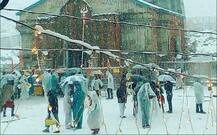 Snowfall, landslide disrupt yatra to Kedarnath, Badrinath shrines for hours