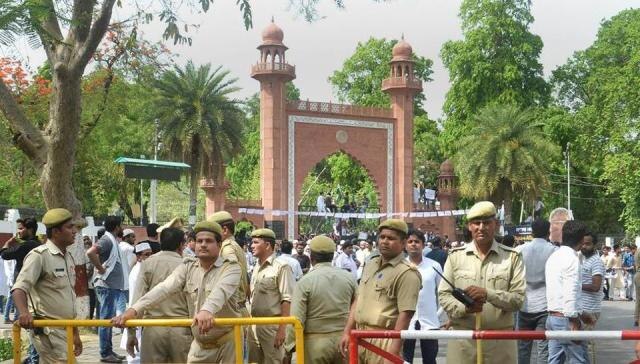 Aligarh Muslim University VC meets Rajnath Singh over Jinnah portrait row Aligarh Muslim University VC meets Rajnath Singh over Jinnah portrait row