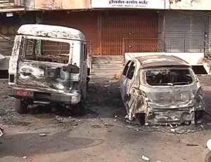 Maharashtra: Clashes in Aurangabad over 'water', 40 shops & 50 vehicles torched; 2 dead