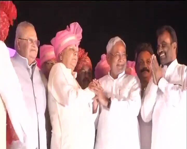 What turned heads at the wedding was the presence of Bihar's CM and Lalu's political rival Nitish Kumar. The two former friends greeted each other warmly at Tej Pratap's wedding.