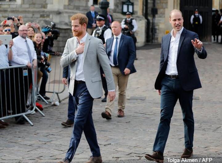 The newly-wed royal couple will be doing a tour of the city centre of Windsor in a traditional horse-driven Ascot Landau carriage after they tie the knot at St George's Chapel in Windsor Castle. (AFP IMAGE)