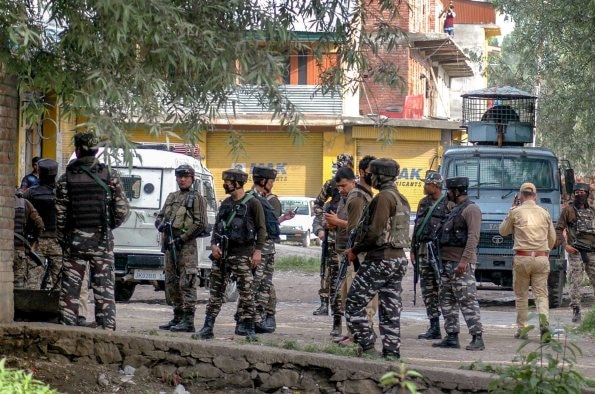 7 militants killed in Jammu and Kashmir 7 militants killed in Jammu and Kashmir