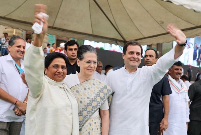 Grand alliance hopes fading as Congress slams BSP for Maya-Jogi alliance in C'garh Miffed over Mayawati-Jogi alliance, Congress slams Mayawati; sees BJP role in Chhattisgarh tie up