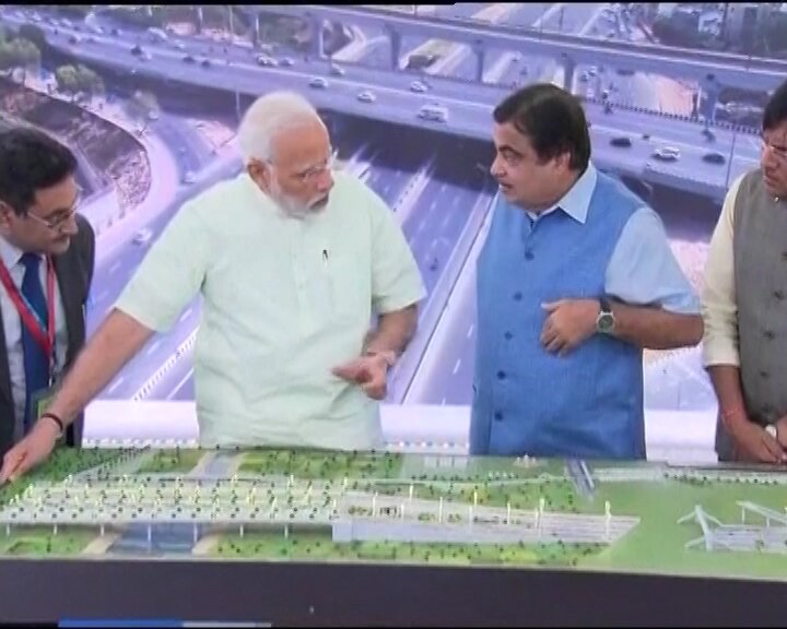PM Modi inaugurates Delhi-Meerut Expressway with a grand roadshow