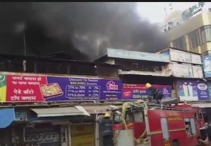 Huge fire breaks out at famous MM Mithaiwala in Mumbai's Malad Mumbai: Huge fire breaks out at famous MM Mithaiwala in Malad