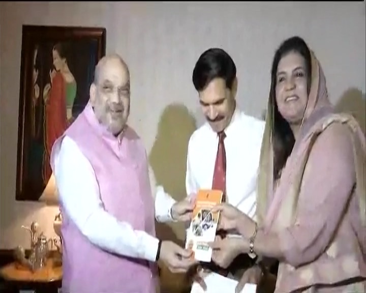 Amit Shah meets ex-Army chief as part of BJP's outreach programme Amit Shah meets ex-Army chief as part of BJP's outreach programme