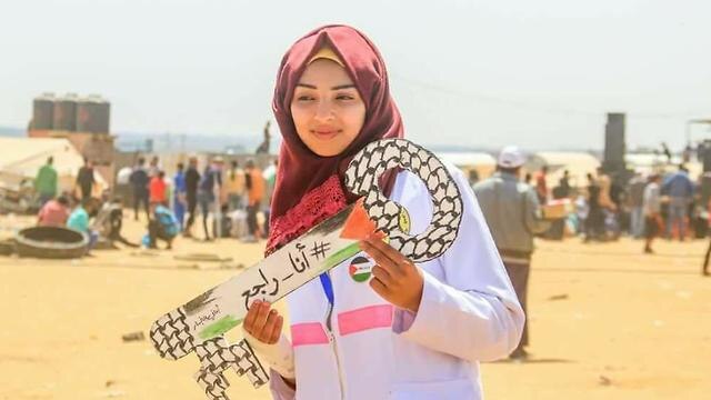 Razan Najjar: Outrage after Palestinian medic shot dead by Israeli troops near Gaza fence Razan Najjar: Global outrage after Palestinian medic shot dead by Israeli forces near Gaza fence