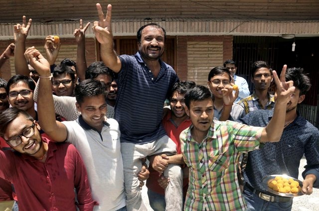 IIT JEE results: 26 students from Anand Kumar's Super 30 academy crack exam IIT JEE advanced result 2018: 26 students from Anand Kumar's Super 30 academy crack exams